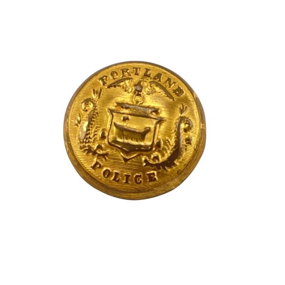 Antique Portland Police Brass Uniform Button - Picture 3 of 7